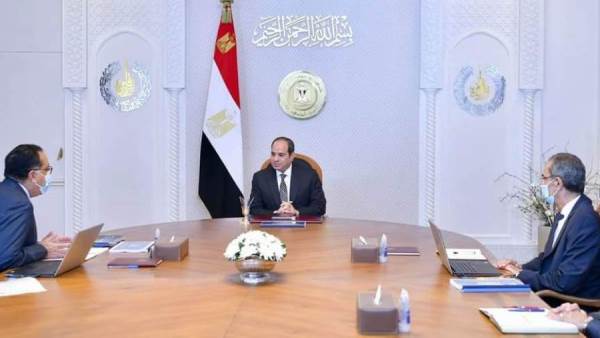 الرئيس السيسي ورئيس الوزراء ووزير الاتصالات