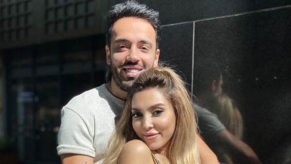 رامي جمال وزوجته