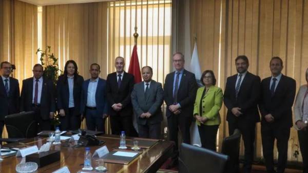 لقاء وزير المالية مع ممثلي الشركات السويدية