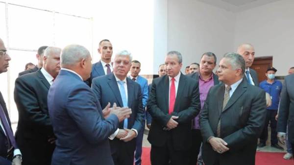 وزير التعليم العالي ورئيس جامعة السويس