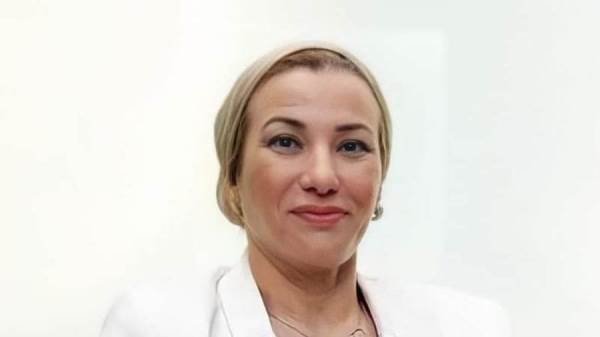 وزيرة البيئة