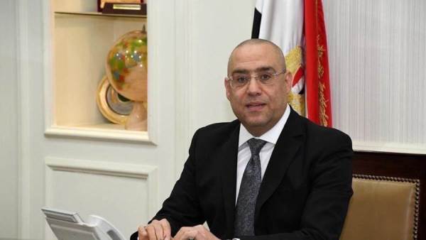 وزير الإسكان