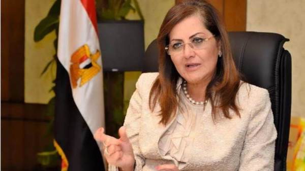 هالة السعيد وزيرة التخطيط