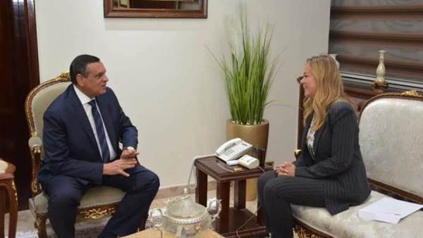 وزير التنمية المحلية والمدير التنفيذي للاكاديمية الوطنية للتدريب