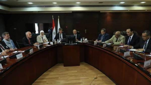 وزير النقل يستعرض مع السفير البلجيكي الفرص الاستثمارية المتاحة