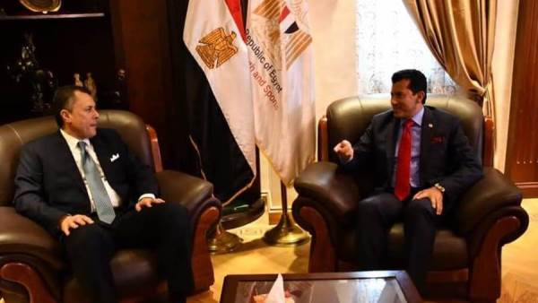 وزيرا السياحة والشباب والرياضة
