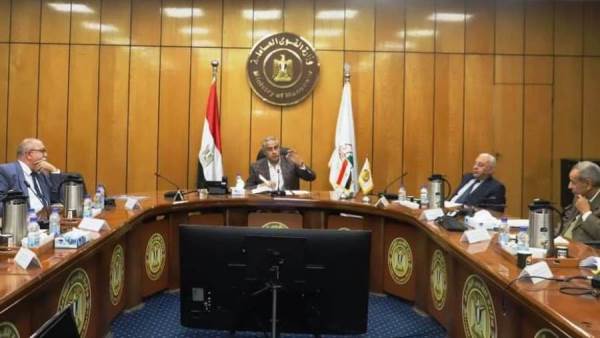 وزير القوى العاملة