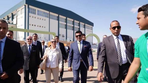 وزيرا البيئة والشباب والرياضة