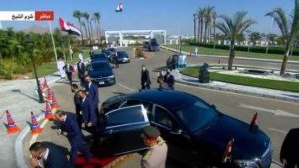 قمة المناخ.. الرئيس السيسى يصل مقر انعقاد مؤتمر كوب 27