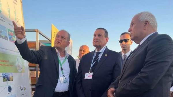 وزير التنمية المحلية