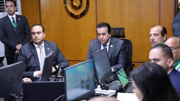 وزير الصحة يترأس غرفة العمليات المركزية للجنة التأمين الطبي لمؤتمر المناخ cop27