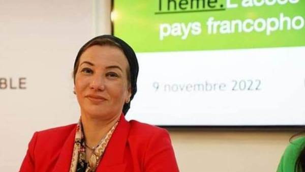 وزيرة البيئة