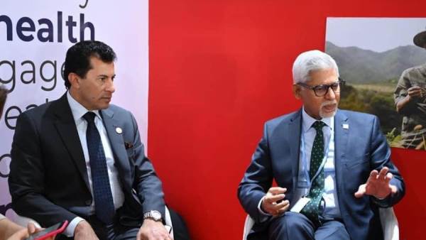 علي هامش مؤتمر قمة المناخ