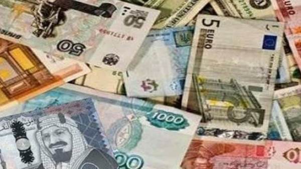 العملات العربية والأجنبيه