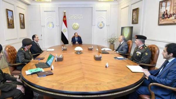 اجتماع الرئيس السيسي مع وزير الموارد المائية