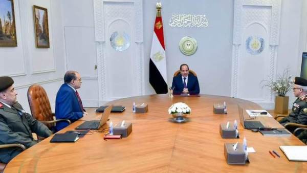 اجتماع الرئيس مع مستشار رئيس الجمهورية للتخطيط