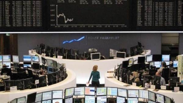 هبوط الأسهم الأوروبية بسبب القلق من قيود كورونا بالصين