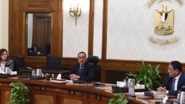 رئيس الوزراء يتابع جهود صندوق مصر السيادى لجذب الاستثمارات الأجنبية