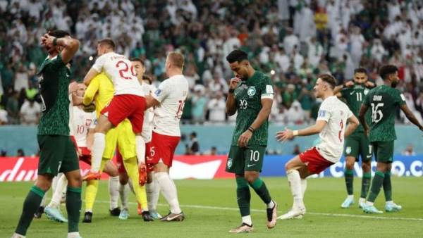 مباراة السعودية وبولندا