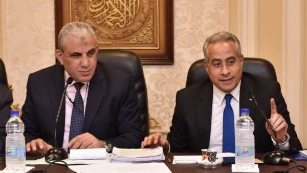 وزير القوى العاملة