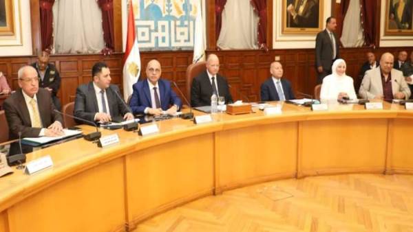 اجتماع المجلس التنفيذي لمحافظة القاهرة
