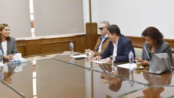 وزيرة الثقافة وأعضاء اللجنة العليا لمهرجان الأقصر للسينما