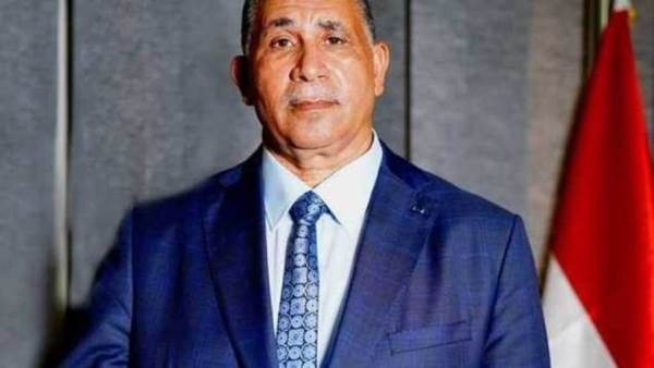 نقيب المحامين