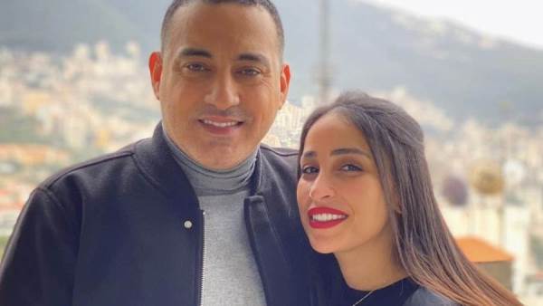 محمد دياب وزوجته