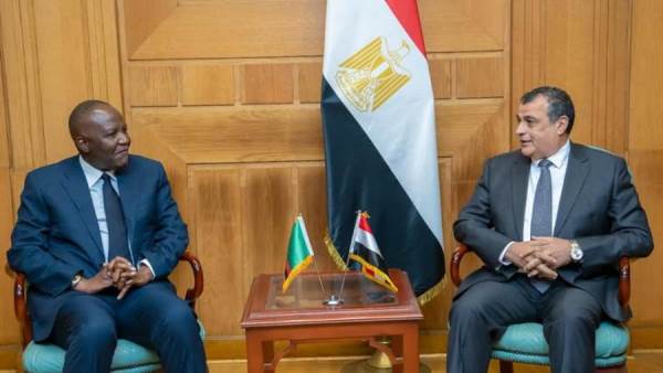 وزير الإنتاج الحربي زوزير العلوم والتكنولوجيا الزامبي