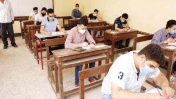 طلاب الثانوية العامة