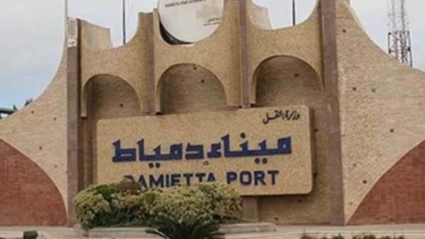 ميناء دمياط