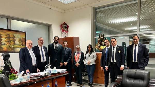 جمارك مطار القاهرة