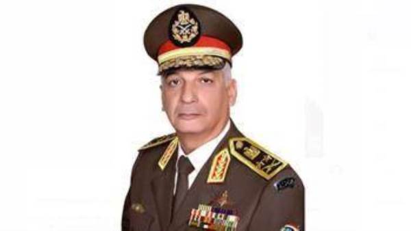 الفريق أول محمد زكى القائد العام للقـوات المسلحة