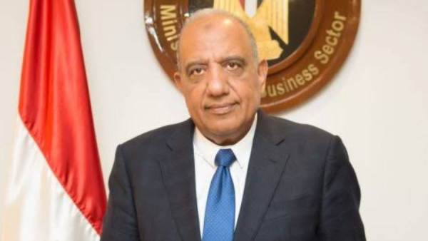 وزير قطاع الأعمال العام