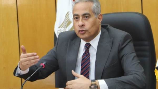 وزير القوى العاملة