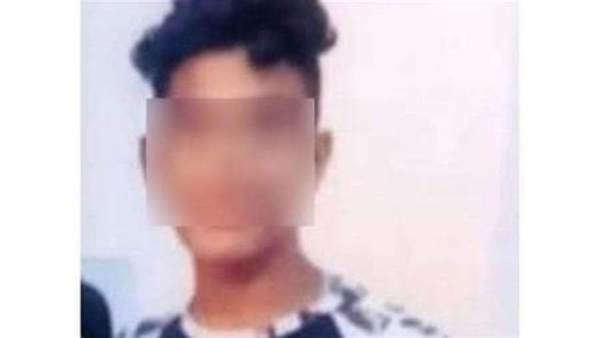 الطفل المتهم بقتل والدة عشيقته