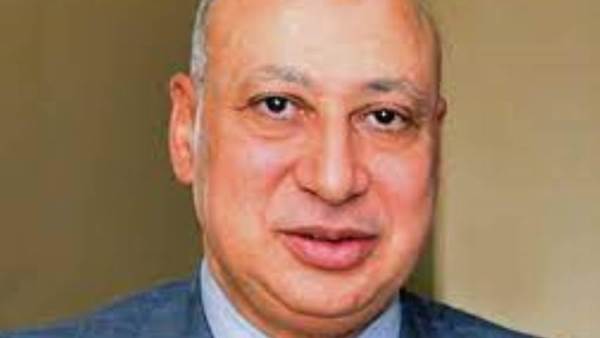 مختار توفيق رئيس مصلحة الضرائب المصرية