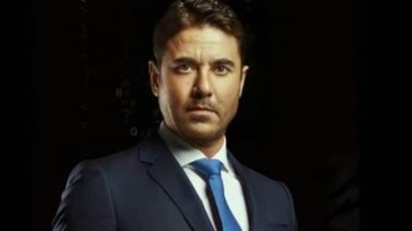 أحمد عز