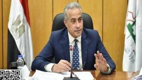 وزير القوي العاملة