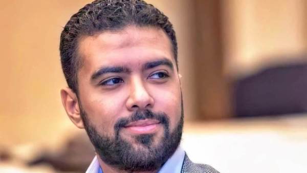 الدكتور عبد الحميد الوزير رئيس مجلس إدارة شركة أرابيسك للتطوير العقاري