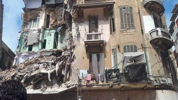 انهيار عقار الإسكندرية