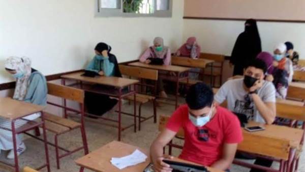 الطلاب