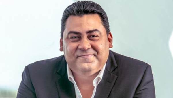 المهندس عادل حامد العضو المنتدب والرئيس التنفيذي للمصرية للاتصالات
