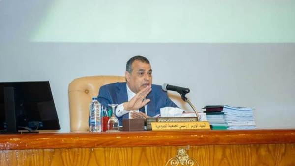وزير الإنتاج الحربي