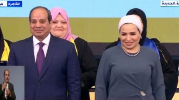 السيسي وقرينتة