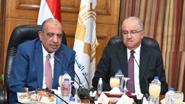 وزير قطاع الأعمال ومجلس إدارة اتحاد الصناعات