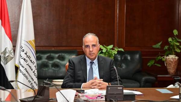 وزير الموارد المائية
