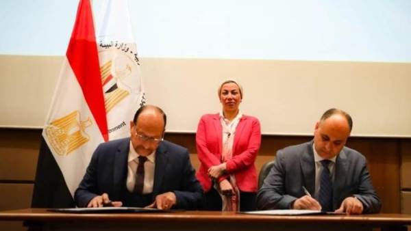 وزيرة البيئة