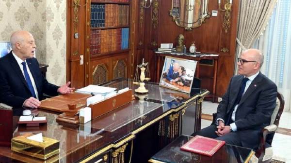الرئيس التونسي ووزير الخارجية