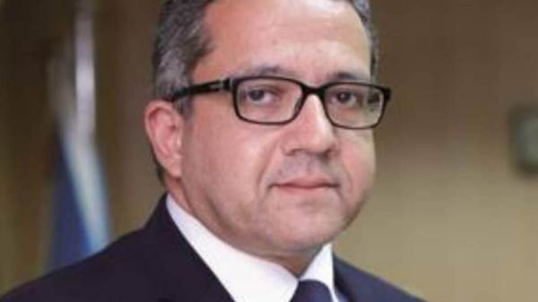 خالد العناني